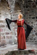 Robe Noble - Dorell - Rouge et noir – Image 2