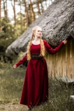 Sous-Robe médiévale Scarlet – Image 12