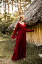 Sous-Robe médiévale Scarlet – Image 10